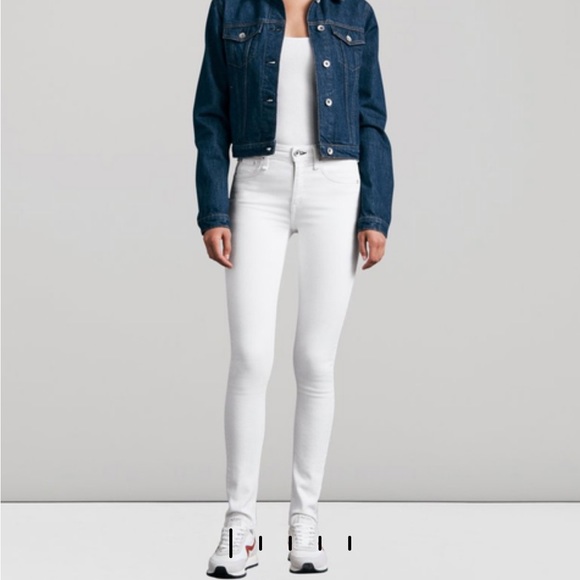 rag & bone Denim - NWT rag & bone Jeans Skinny Bright White Very Stretchy size 25, 27, 30,31, or 32